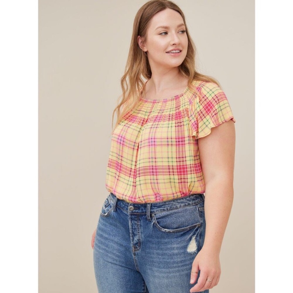 Torrid Smocked Flutter Sleeve Gauze Top Size 0